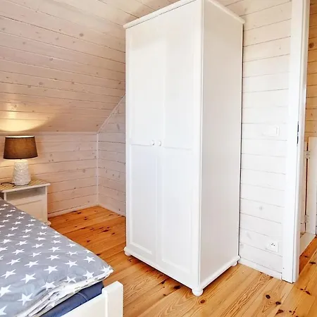 Białe Lux Domek letniskowy Grzybowo (West Pomeranian)