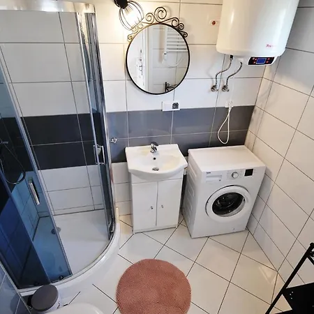 Biale Lux אכסניה *